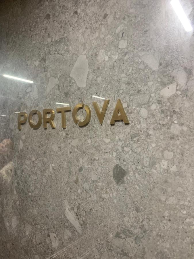 Portova Apartment